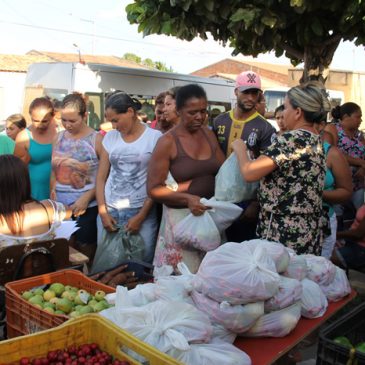 Irrigantes assistidos pela Cohidro em Canindé fazem primeira entrega ao PAA